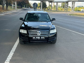 Volkswagen Touareg foto 2