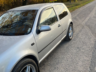 Volkswagen Golf foto 6