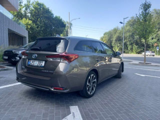 Toyota Auris foto 2