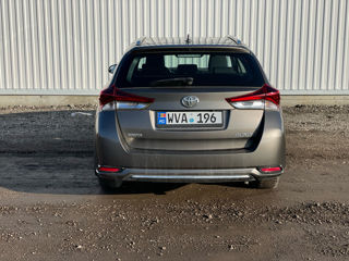 Toyota Auris foto 6