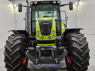 Claas Ares foto 2