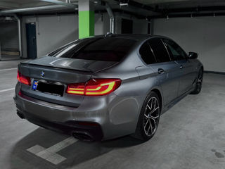 BMW 5 Series foto 4