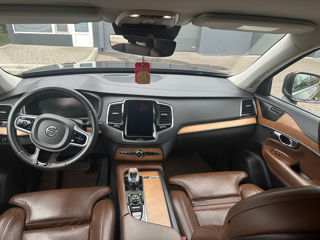 Volvo XC90 foto 8