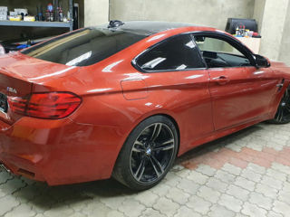 BMW M4 foto 6