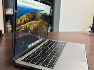 MacBook Air 13-inch 2019 foto 2