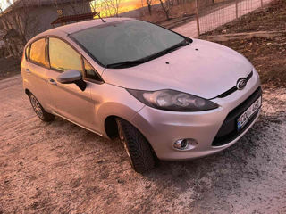 Ford Fiesta 5D foto 6