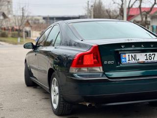 Volvo S60 foto 4