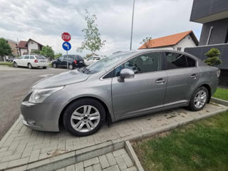 Toyota Avensis foto 3