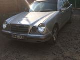 Mercedes E Class foto 6