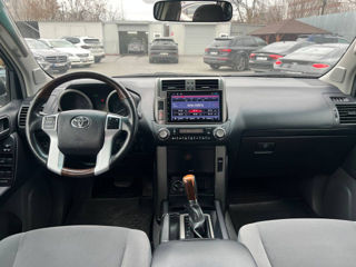 Toyota Land Cruiser Prado foto 8