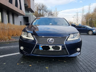 Lexus ES Series