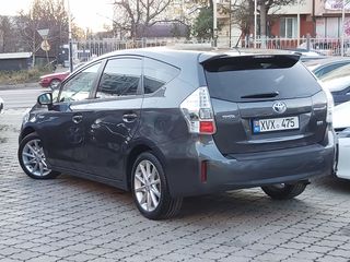 Toyota Prius + foto 4