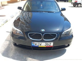 BMW 5 Series фото 8