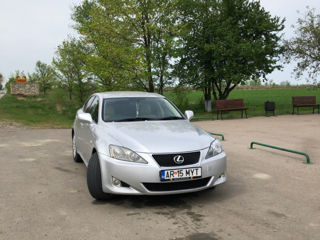 Lexus IS Series