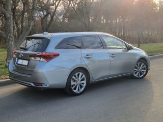 Toyota Auris foto 4