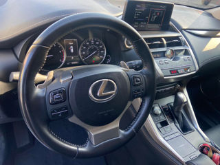 Lexus NX Series foto 11