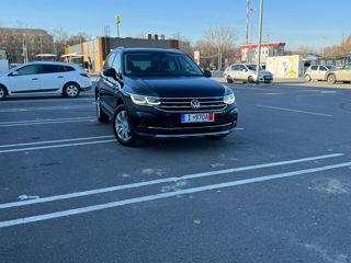 Volkswagen Tiguan foto 2