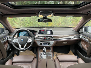 BMW 7 Series foto 13