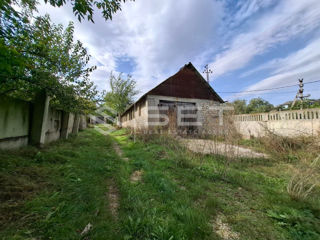 Vânzare - Teren 80 ari pentru construcții + Spatii comerciale foto 8