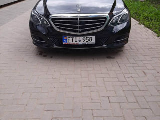 Mercedes E-Class foto 7