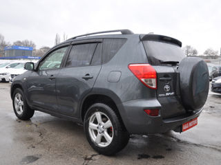 Toyota Rav 4 foto 7