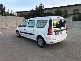 Dacia Logan foto 3