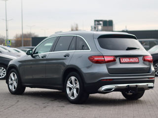 Mercedes GLC foto 6