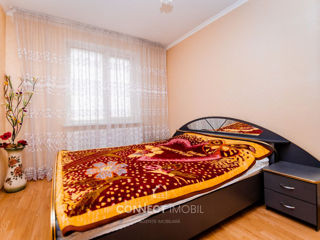 Apartament cu 3 camere, 75 m², Poșta Veche, Chișinău foto 12