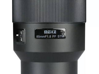 Объектив на Sony E Meike 85mm f/1.8