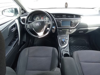 Toyota Auris foto 8