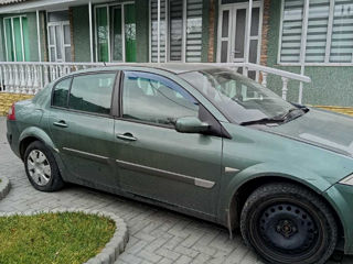 Renault Megane foto 2