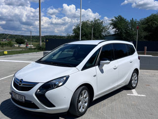 Opel Zafira foto 2