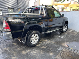 Toyota Tacoma foto 9