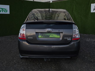 Toyota Prius foto 4