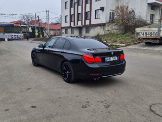 BMW 7 Series foto 2