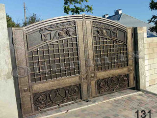 Copertine, garduri, porți, balustrade,  gratii, uși metalice și alte confecții din fier forjat. foto 7