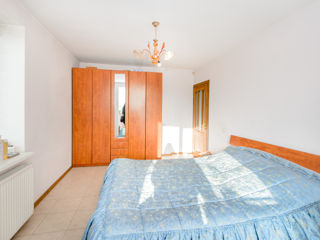 Apartament cu 2 camere, 66 m², Botanica, Chișinău foto 5