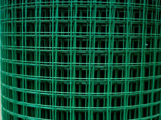 Plasă sudată zincată cu inveliş PVC culoare Verde.Garduri metalice. foto 1