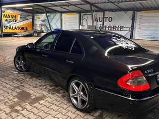 Mercedes E-Class foto 3