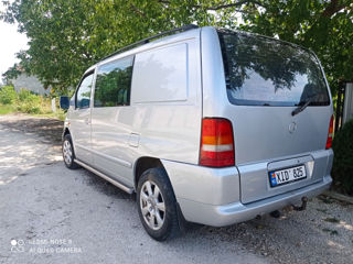 Mercedes Vito foto 2