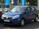 Dacia Sandero foto 1