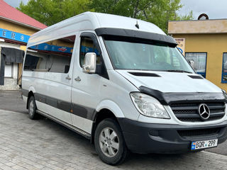 Mercedes 318 foto 4