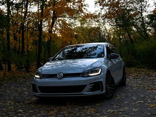 Volkswagen Golf foto 5