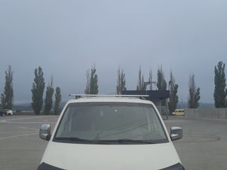 Volkswagen T5 Bază Lungă foto 3