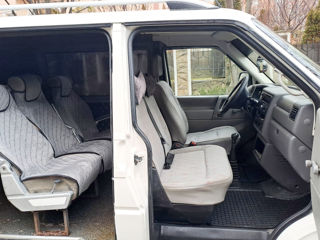 Volkswagen T4. 2.5 . foto 3