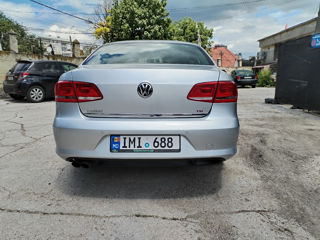 Volkswagen Passat foto 8