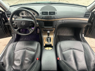 Mercedes E-Class foto 8