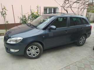 Skoda Fabia foto 2