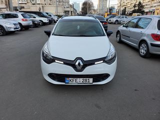 Gama larga de automobile in chirie de la 15 euro pe zi. foto 7