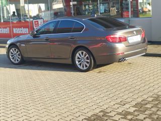 BMW 5 Series foto 4